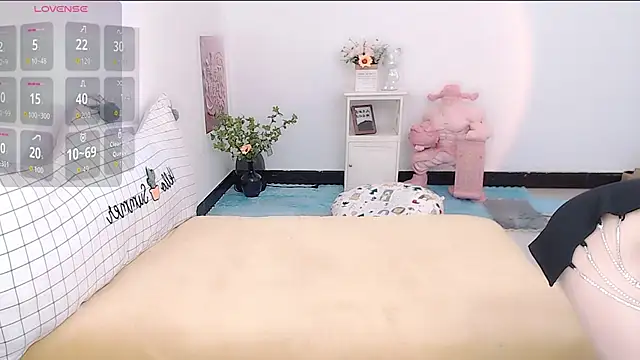 Luckmia333 online show from March 2026 12:07:01 PM