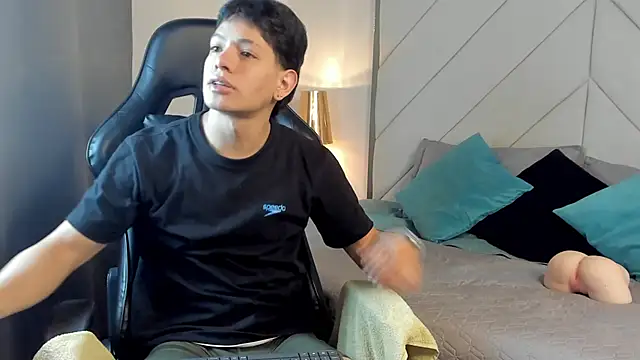 TonyPetrovjs online show from March 2026 05:13:01 AM