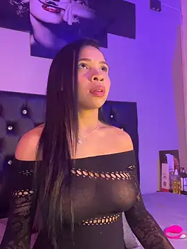 Snapshot of AmberBronw chatting on February 2026 07:04:02 PM AmberBronw online show from February 2026 07:04:02 PM