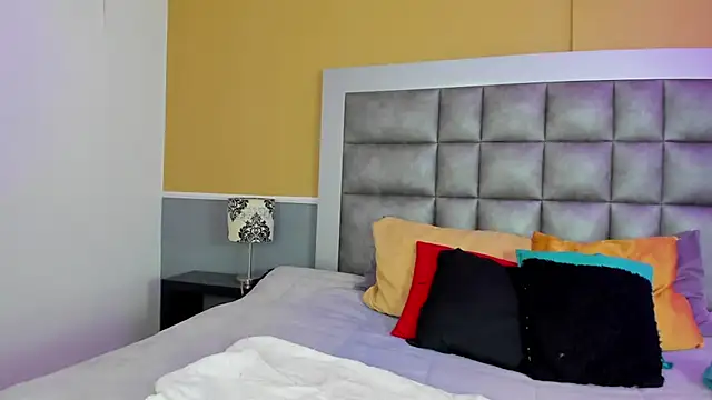 LunaDamasco online show from March 2026 07:19:02 PM