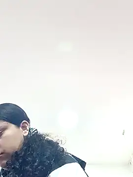 LunaDamasco online show from April 2026 02:47:02 AM