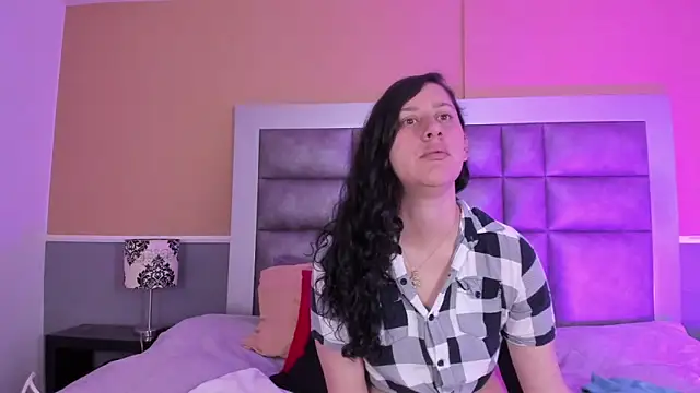 LunaDamasco online show from March 2026 07:12:02 PM