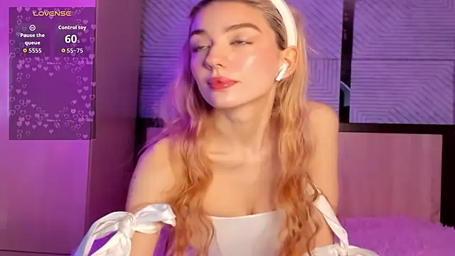 Snapshot of Melliissa chatting on February 2026 02:56:02 AM Melliissa online show from February 2026 02:56:02 AM