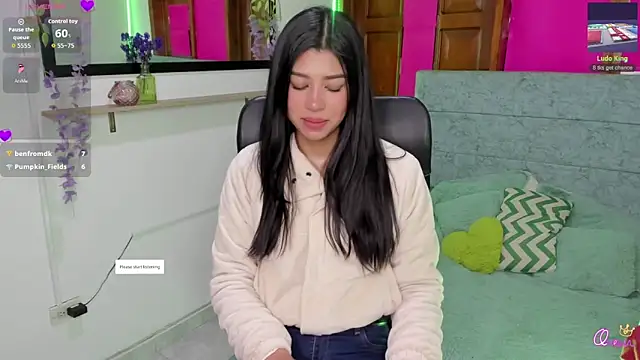 Aysha winxs online show from April 2026 03:24:01 AM