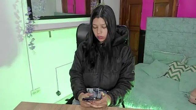 Snapshot of Aysha_winxs chatting on June 2026 03:14:02 AM Aysha winxs online show from June 2026 03:14:02 AM