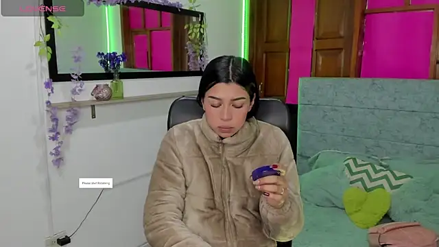 Aysha winxs online show from April 2026 03:41:01 AM