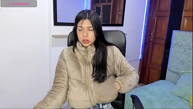 Aysha winxs online show from February 2026 03:17:02 AM