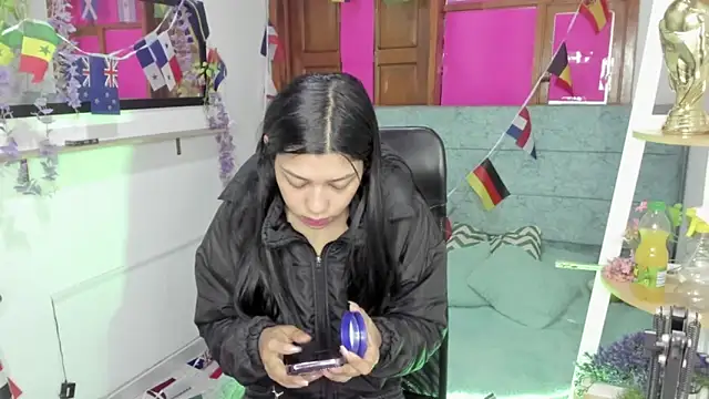 Snapshot of Aysha_winxs chatting on June 2026 03:23:02 AM Aysha winxs online show from June 2026 03:23:02 AM