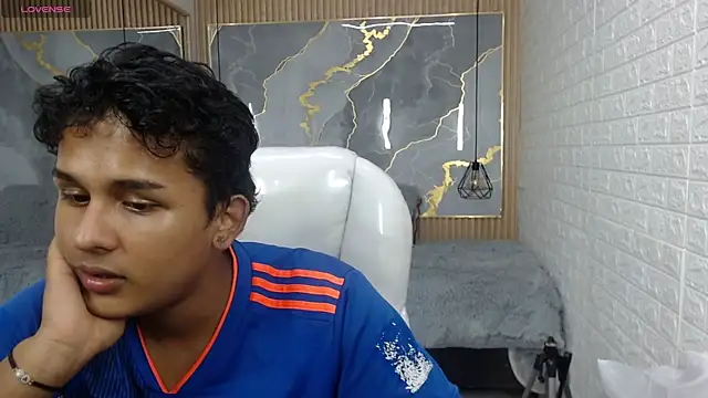 velvet o online show from March 2026 04:13:01 AM