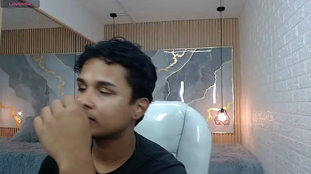 velvet o online show from February 2026 02:41:01 AM