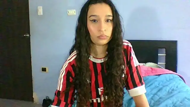 scarlettscottx  online show from May 2026 06:09:01 PM
