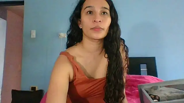 scarlettscottx  online show from May 2026 06:41:02 PM