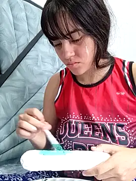 sara cute so online show from April 2026 08:37:02 PM