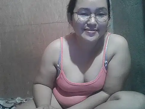 Snapshot of wildchinita00 chatting on February 2026 12:56:01 AM wildchinita00 online show from February 2026 12:56:01 AM