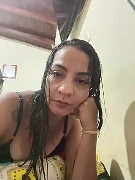 yesica2507 online show from April 2026 01:45:01 AM