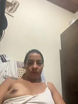 yesica2507 online show from February 2026 02:58:01 PM