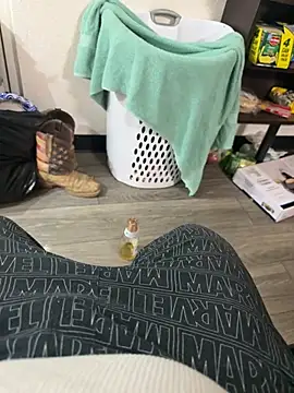 Snapshot of SavorredEscapist chatting on February 2026 07:16:01 AM SavorredEscapist online show from February 2026 07:16:01 AM