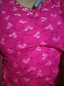 Snapshot of Karishma_bhabi99A chatting on June 2026 05:41:01 PM Karishma bhabi99A online show from June 2026 05:41:01 PM