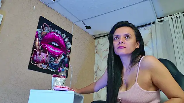 QueenSallyDesire online show from April 2026 03:22:01 AM