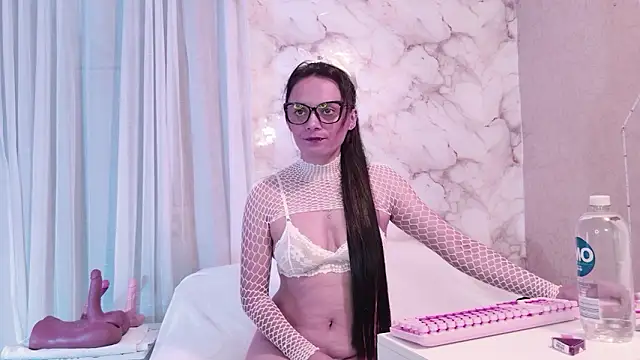 QueenSallyDesire online show from March 2026 01:42:01 AM