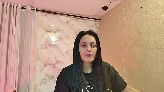 QueenSallyDesire online show from March 2026 01:51:01 AM