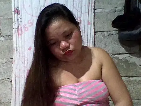 sweetlyn31 online show from March 2026 05:58:02 PM