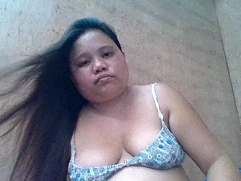 sweetlyn31 online show from April 2026 02:13:02 AM