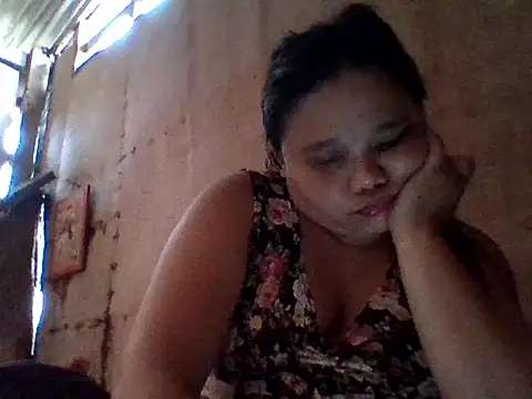sweetlyn31 online show from May 2026 04:33:02 AM