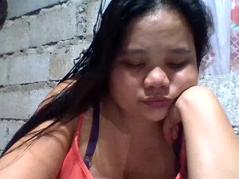 sweetlyn31 online show from May 2026 12:31:01 PM
