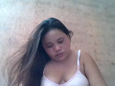 sweetlyn31 online show from April 2026 03:11:02 AM