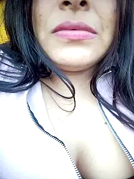 Crazy grone online show from June 2026 10:44:01 PM