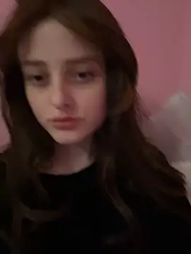 Amira amur online show from March 2026 06:04:02 PM