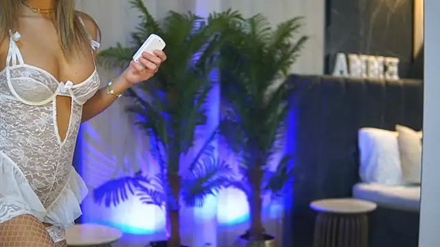 NikiPearl online show from March 2026 06:07:01 AM