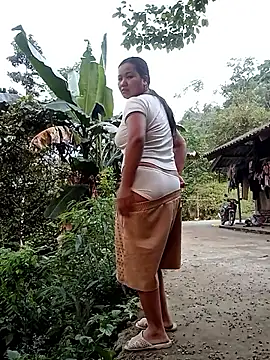 chubby0011 online show from April 2026 11:17:02 PM