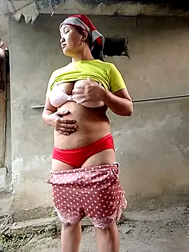 chubby0011 online show from April 2026 12:28:02 AM