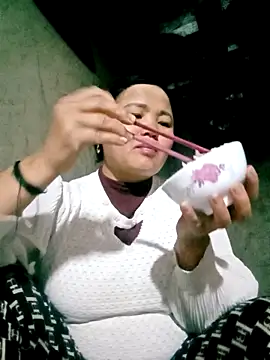 chubby0011 online show from March 2026 05:33:02 AM