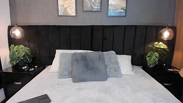 Bianca Monroe  online show from July 2026 08:23:02 PM