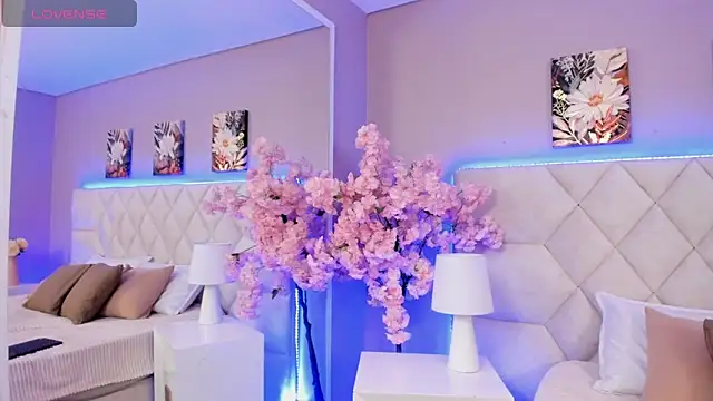 Bianca Monroe  online show from March 2026 07:25:01 PM