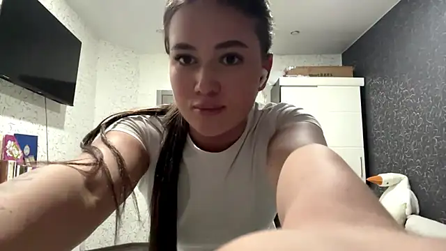 Snapshot of JoycelynUrion chatting on February 2026 04:07:01 PM JoycelynUrion online show from February 2026 04:07:01 PM