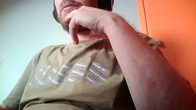 Snapshot of truble78 chatting on May 2026 05:21:02 PM truble78 online show from May 2026 05:21:02 PM