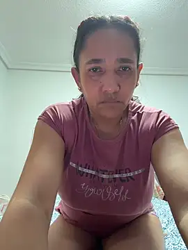 CrystalIvy online show from April 2026 01:02:02 AM