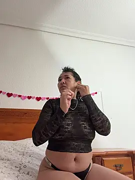 Snapshot of CrystalIvy chatting on February 2026 05:41:02 AM CrystalIvy online show from February 2026 05:41:02 AM