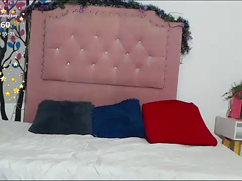 crissfer1 online show from February 2026 03:13:01 PM