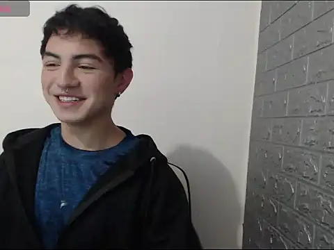 crissfer1 online show from February 2026 08:19:02 PM