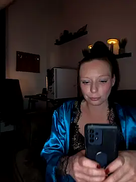 Snapshot of ZaramourXMrX chatting on February 2026 08:17:01 PM ZaramourXMrX online show from February 2026 08:17:01 PM