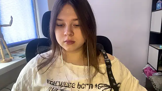 Snapshot of TomikoPfau chatting on February 2026 07:41:02 AM TomikoPfau online show from February 2026 07:41:02 AM