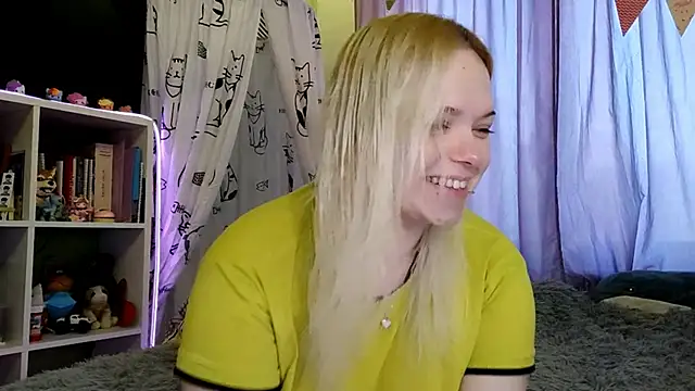 Snapshot of Karengilgun chatting on February 2026 03:01:01 PM Karengilgun online show from February 2026 03:01:01 PM