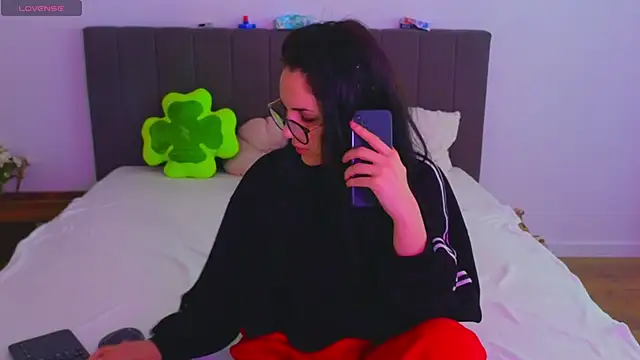 LauraDelightX online show from March 2026 06:40:01 AM