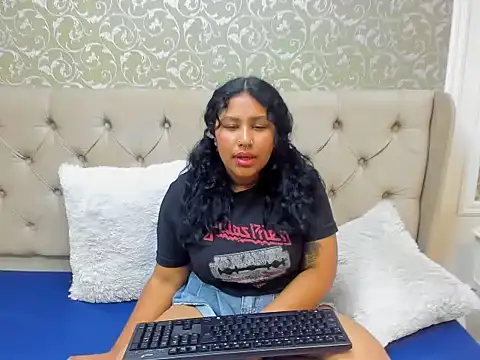 Sophia Cook  online show from February 2026 06:26:01 AM