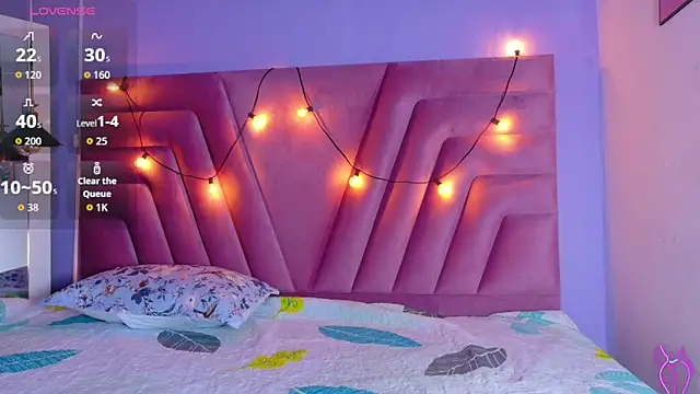 naughtyyindiann online show from April 2026 02:58:01 AM